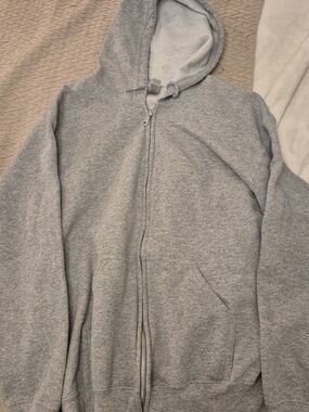 Gildan Light Gray Heavy Blend Zip Hoodie